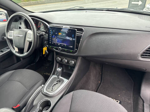 2014 Chrysler 200 Touring