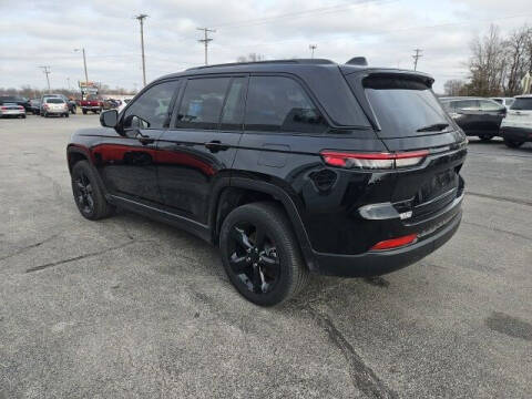 2024 Jeep Grand Cherokee Laredo