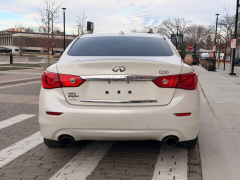 2016 Infiniti Q50 3.0T Premium