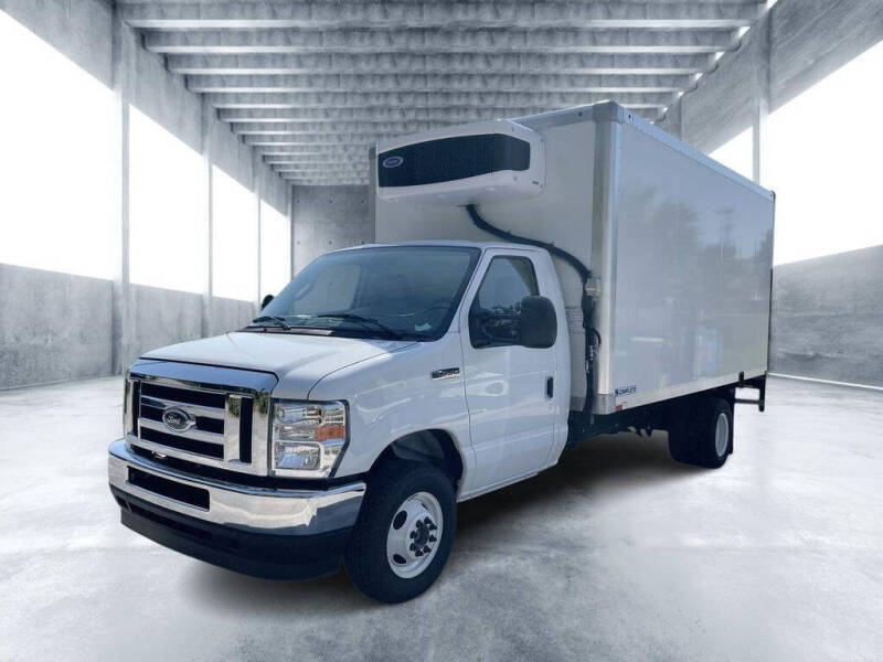 2025 Ford E-Series