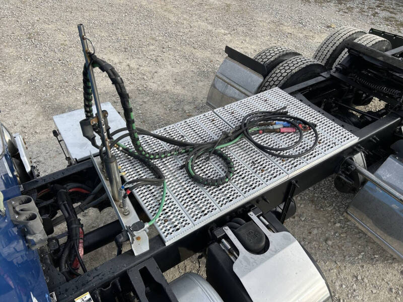 2016 Peterbilt 579 Road 579 Road Tractor