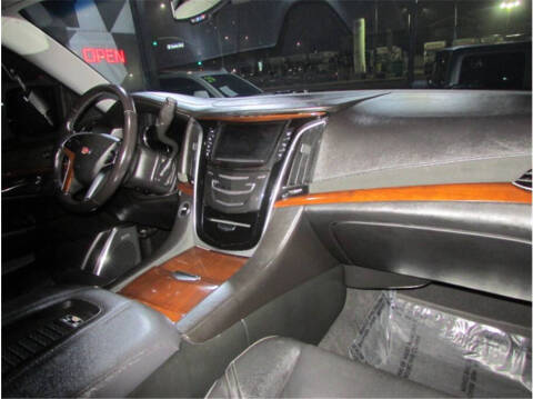 2018 Cadillac Escalade ESV Standard