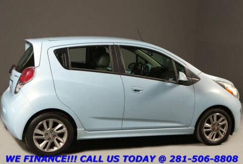 2014 Chevrolet Spark EV 2LT