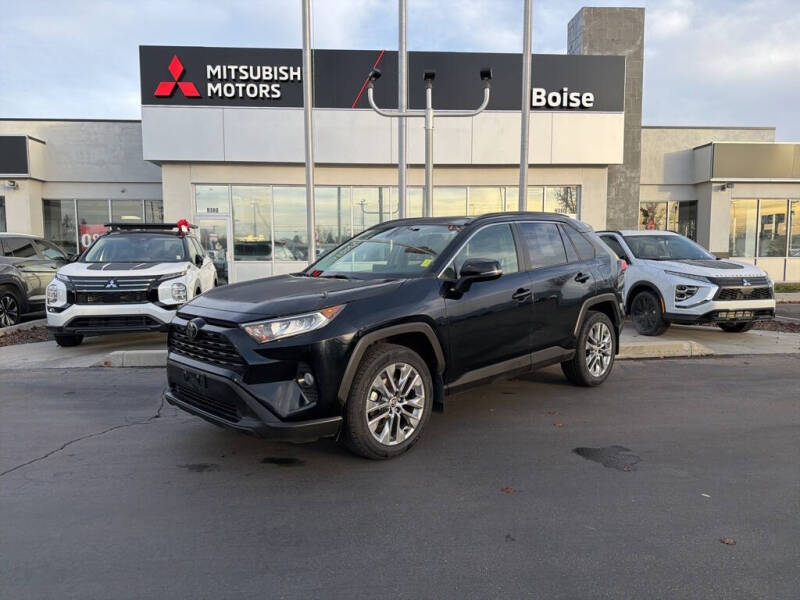 2020 Toyota RAV4 XLE Premium