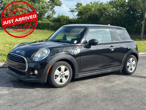 2016 MINI Hardtop 2 Door Cooper