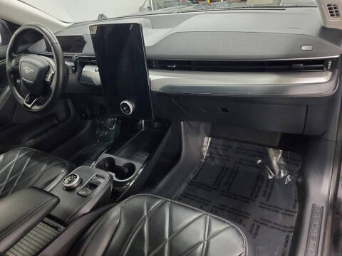 2021 Ford Mustang Mach-E Select