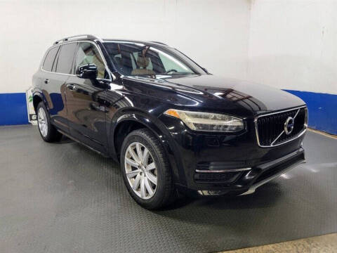 2016 Volvo XC90 T6 Momentum