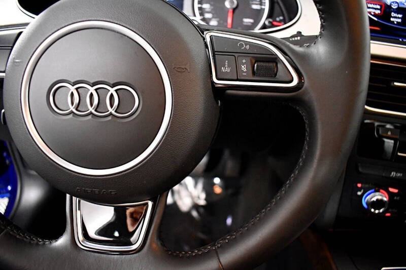 2016 Audi A4 2.0T quattro Premium Plus