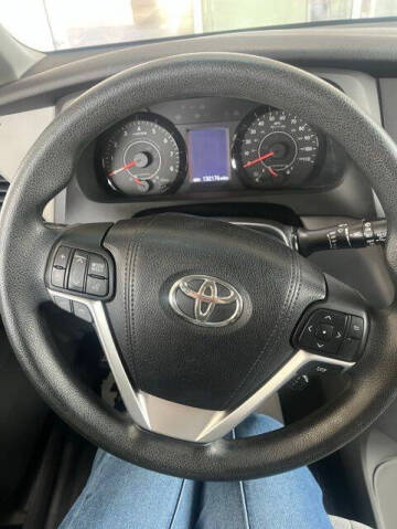 2016 Toyota Sienna