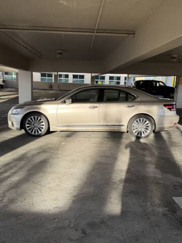 2014 Lexus LS 460