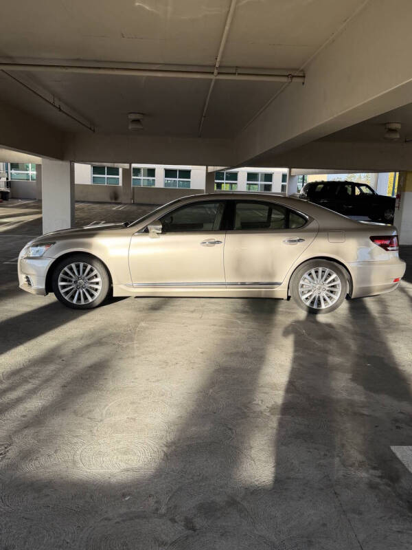 2014 Lexus LS 460