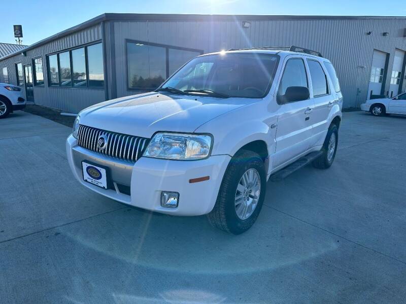 2007 Mercury Mariner for sale at BERG AUTO MALL & TRUCKING INC in Beresford SD