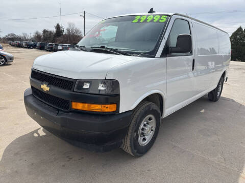 2022 Chevrolet Express 2500