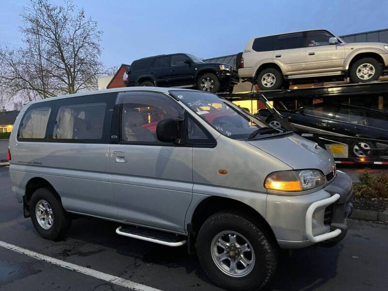 1996 Mitsubishi DELICA L400 for sale at JDM Car & Motorcycle LLC in Seattle WA