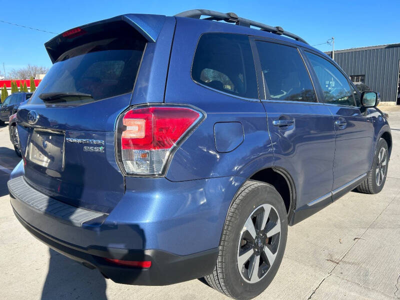 2017 Subaru Forester 2.5i Touring