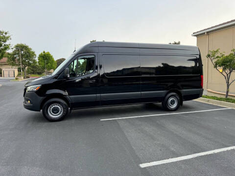 2023 Mercedes-Benz Sprinter 2500