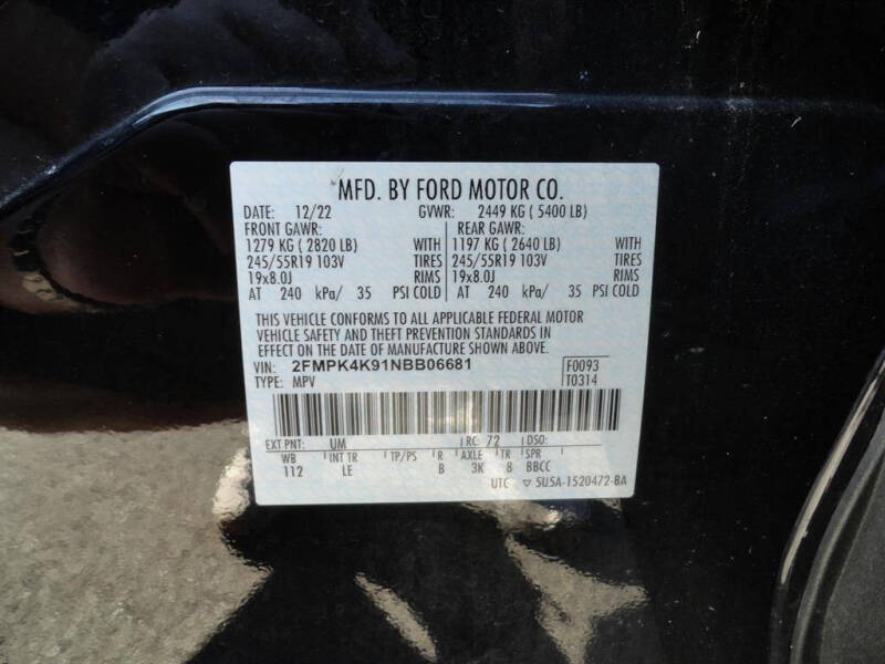 2022 Ford Edge Titanium