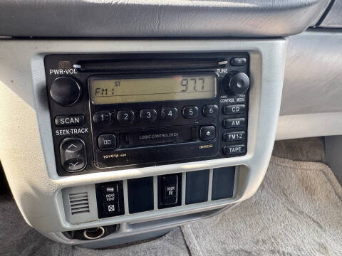 2002 Toyota Sienna LE