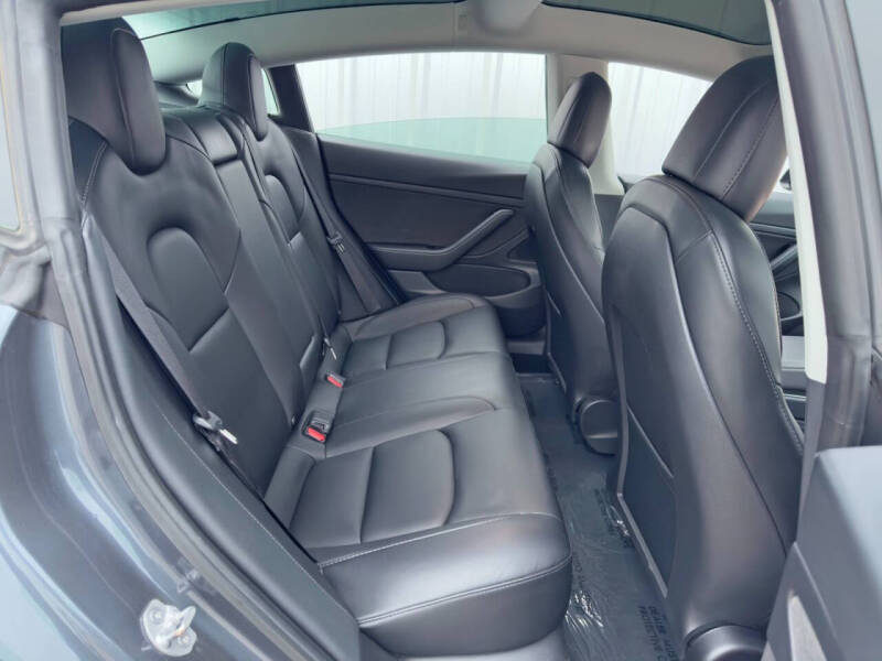 2020 Tesla Model 3 Standard Range Plus