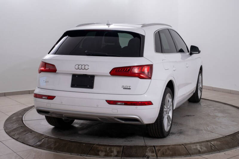 2018 Audi Q5 2.0T quattro Premium Plus