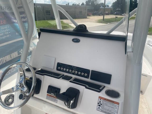 2023 Seafox 248 Commander