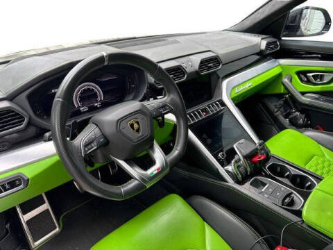 2019 Lamborghini Urus