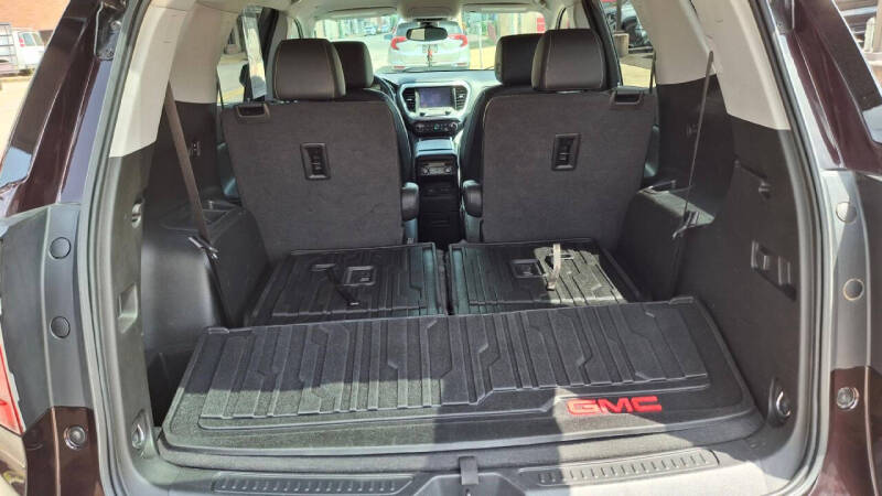 2021 GMC Acadia SLT