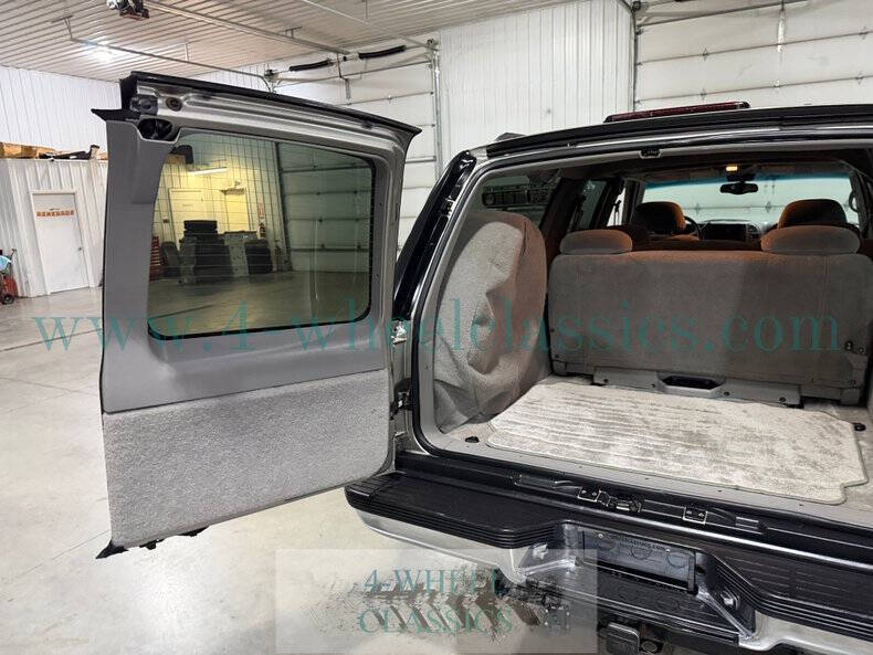 1999 GMC Suburban
