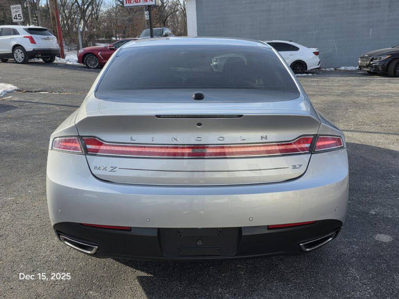 2013 Lincoln MKZ