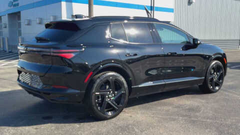 2024 Chevrolet Equinox EV Launch Edition