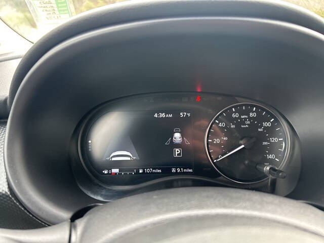 2023 Nissan Kicks SV