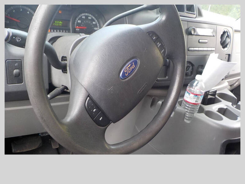 2009 Ford E-Series E-350 SD