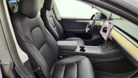 2023 Tesla Model Y Performance