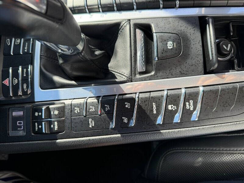 2021 Porsche Macan S