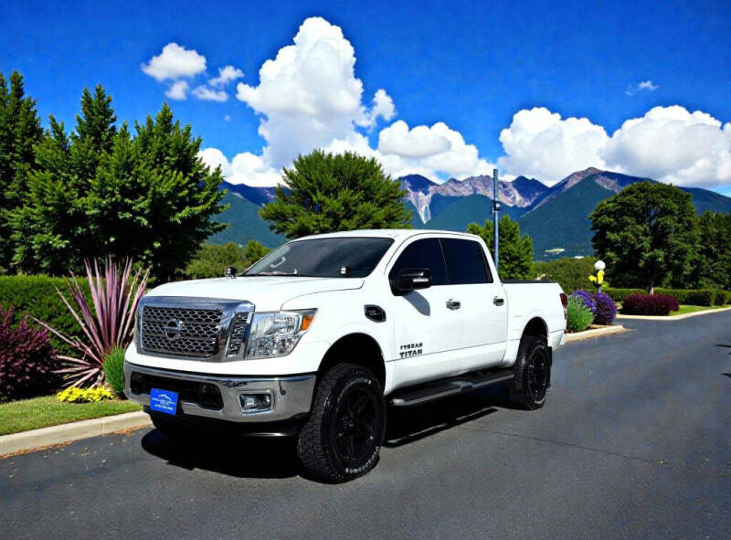 2017 Nissan Titan SV