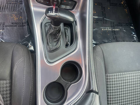 2015 Dodge Challenger SXT