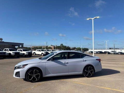 2025 Nissan Altima 2.5 SR