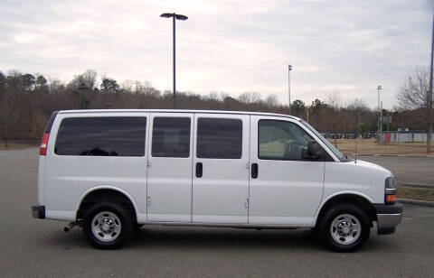 2017 Chevrolet Express LT 2500