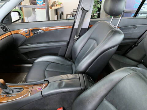 2005 Mercedes-Benz E-Class E 320