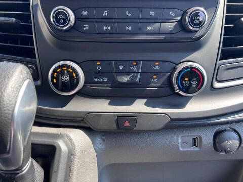 2025 Ford Transit 250