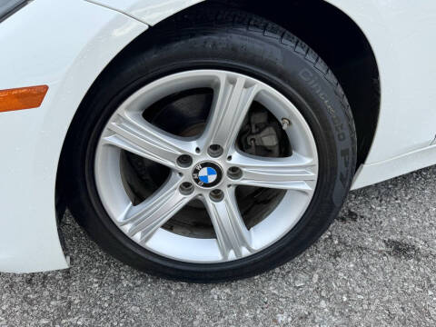 2015 BMW 3 Series 320i