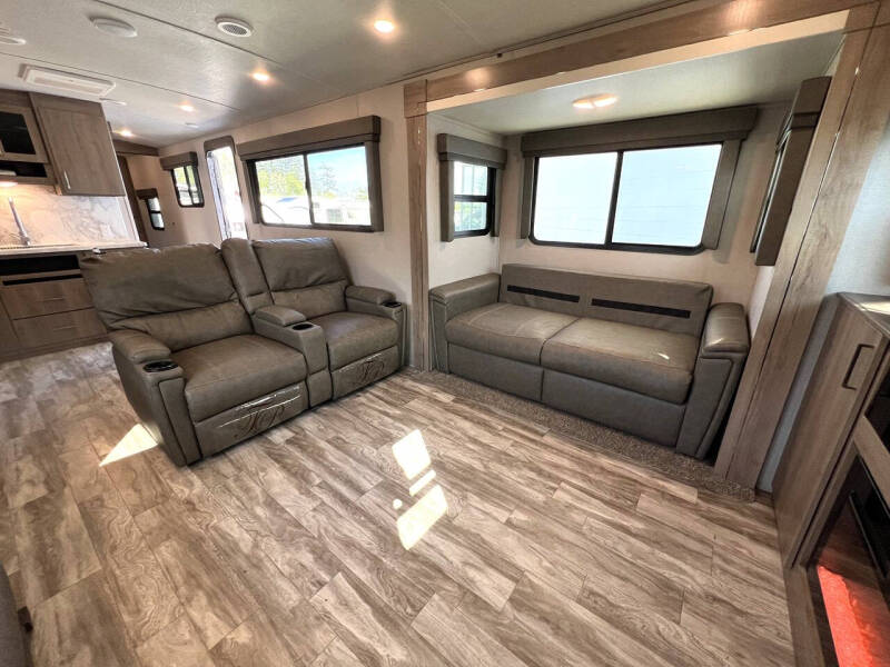 2022 Grand Design RV Imagine