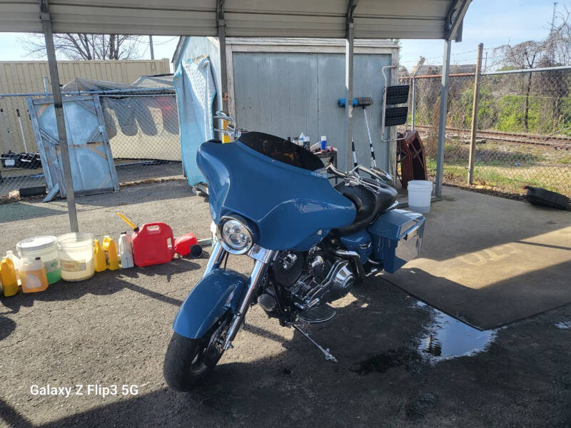 2003 Harley-Davidson ULTRA CLASSIC for sale at LINDER'S AUTO SALES in Gastonia NC