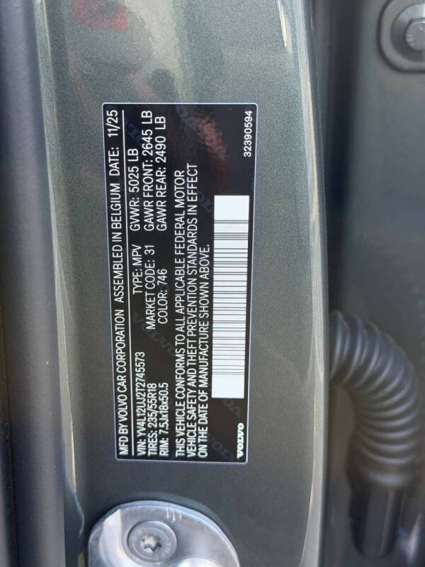 2026 Volvo XC40 B5 Core