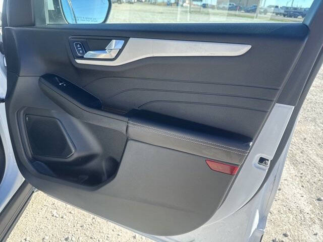 2021 Ford Escape SEL