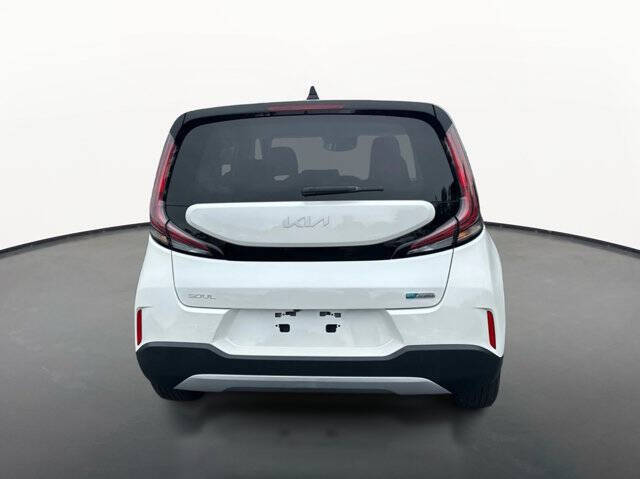 2023 Kia Soul EX