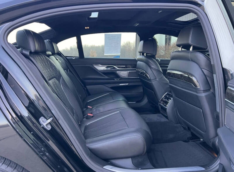 2016 BMW 7 Series 750i xDrive