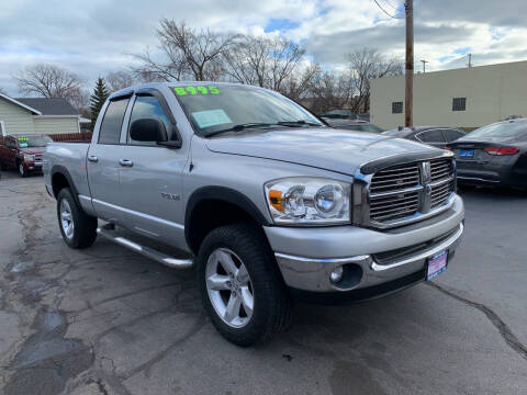 2008 Dodge Ram 1500 for sale at DISCOVER AUTO SALES in Racine WI