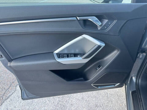 2019 Audi Q3 quattro Premium Plus 45 TFSI