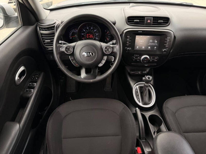 2019 Kia Soul +